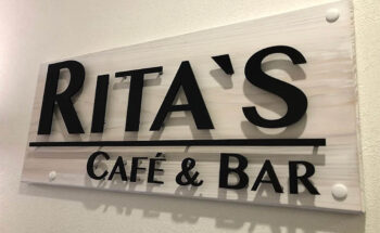 RITA’S様 エントランスサイン
